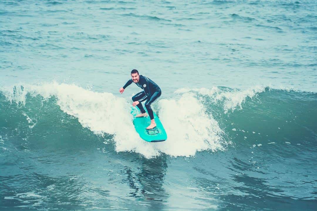 Rapturecamps Ericeira Sao Lourenco Surfer surfing a wave