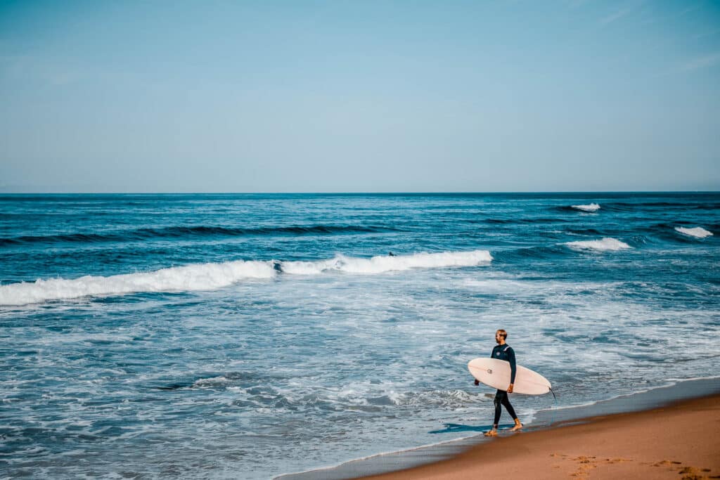 vila nova de milfontes sights for surf lessons